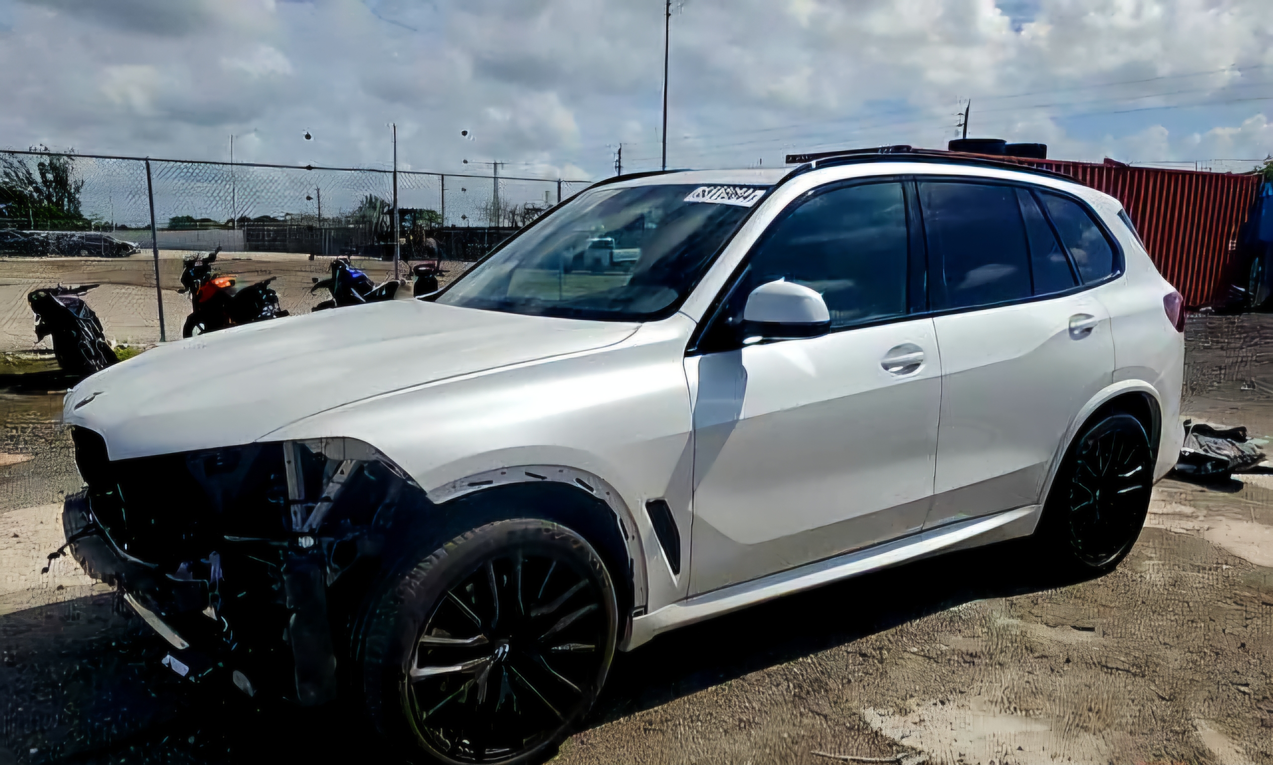 BMW X5 2021 WHITE vin: 5UXCR6C08M9F77637