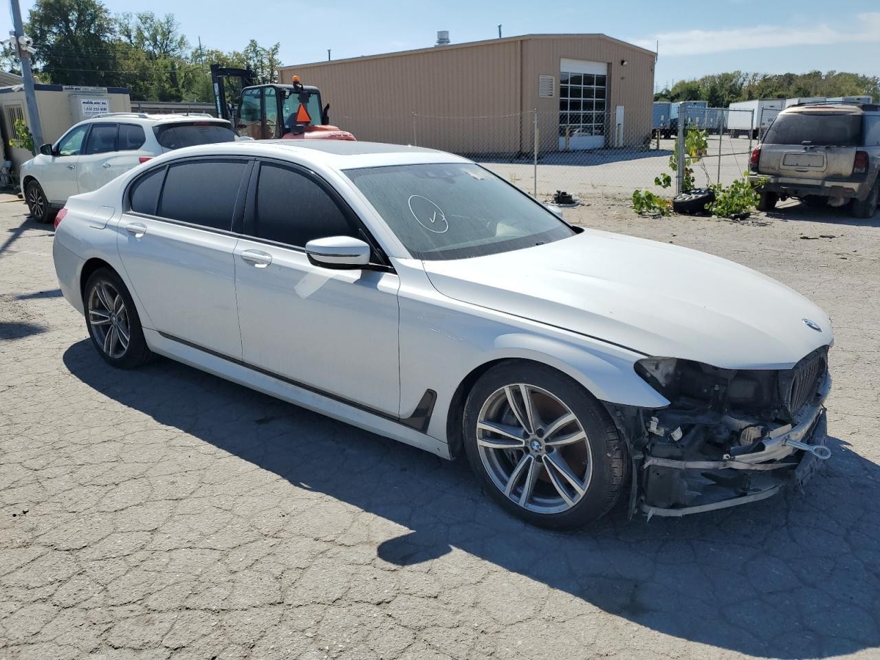 BMW 740I 2017 White vin: WBA7E2C55HG739366