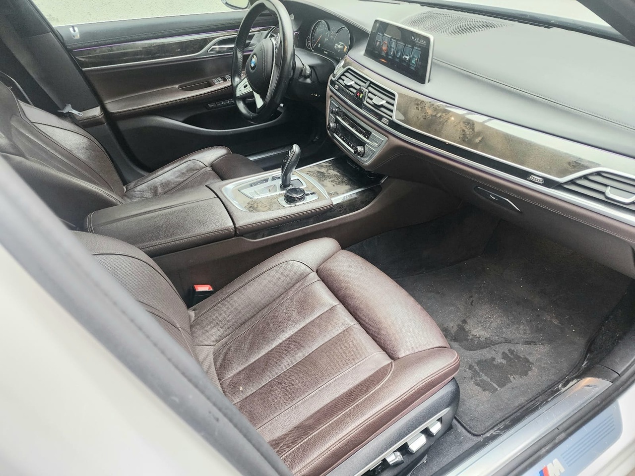 BMW 740I 2017 White vin: WBA7E2C55HG739366