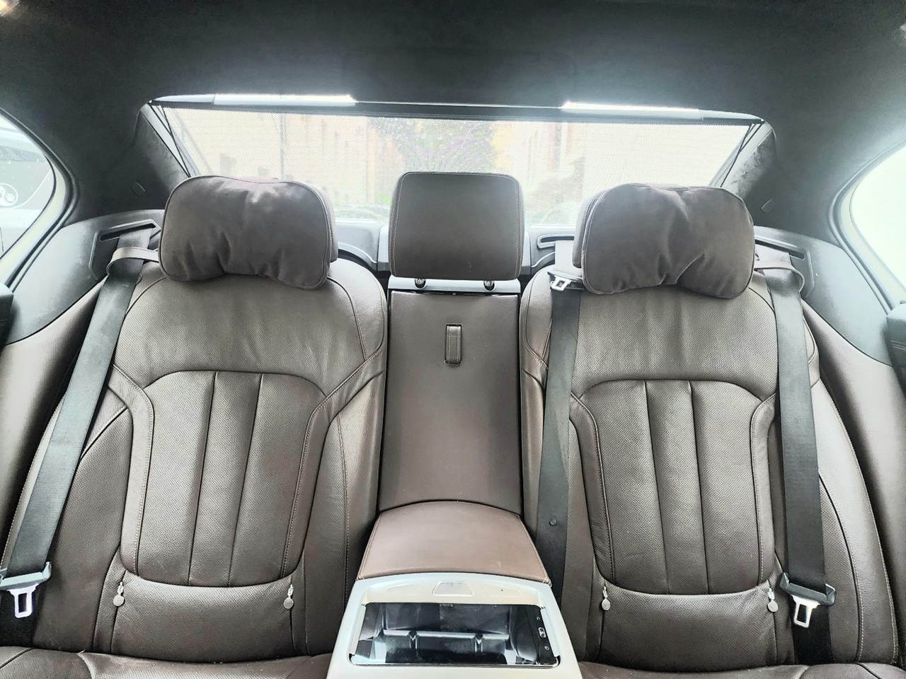 BMW 740I 2017 White vin: WBA7E2C55HG739366