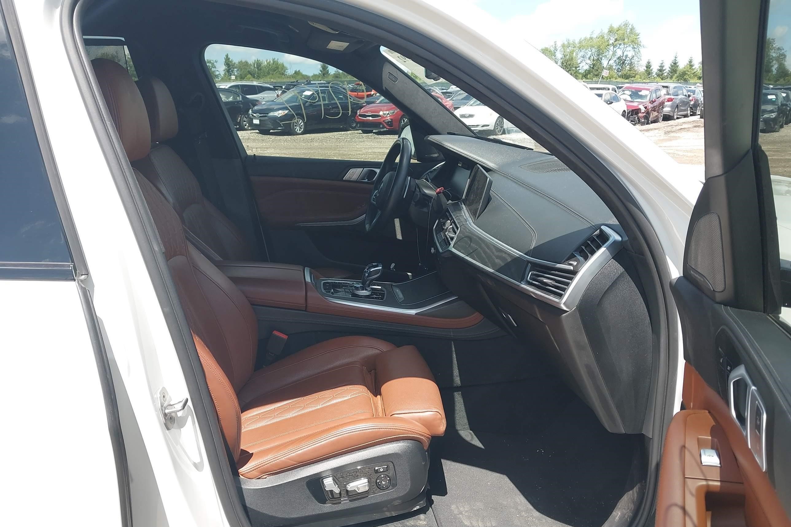 BMW X7 2020 White vin: 5UXCW2C04L9B64517