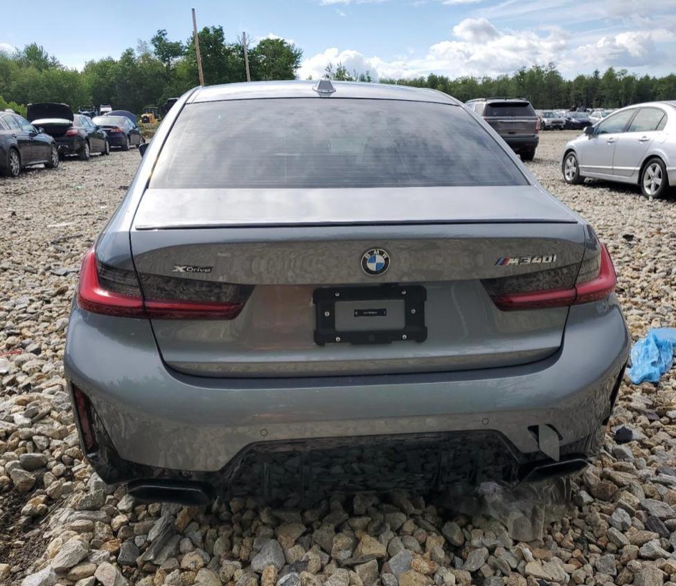 BMW M340 2024 Gray vin: 3MW49FF02R8E46944
