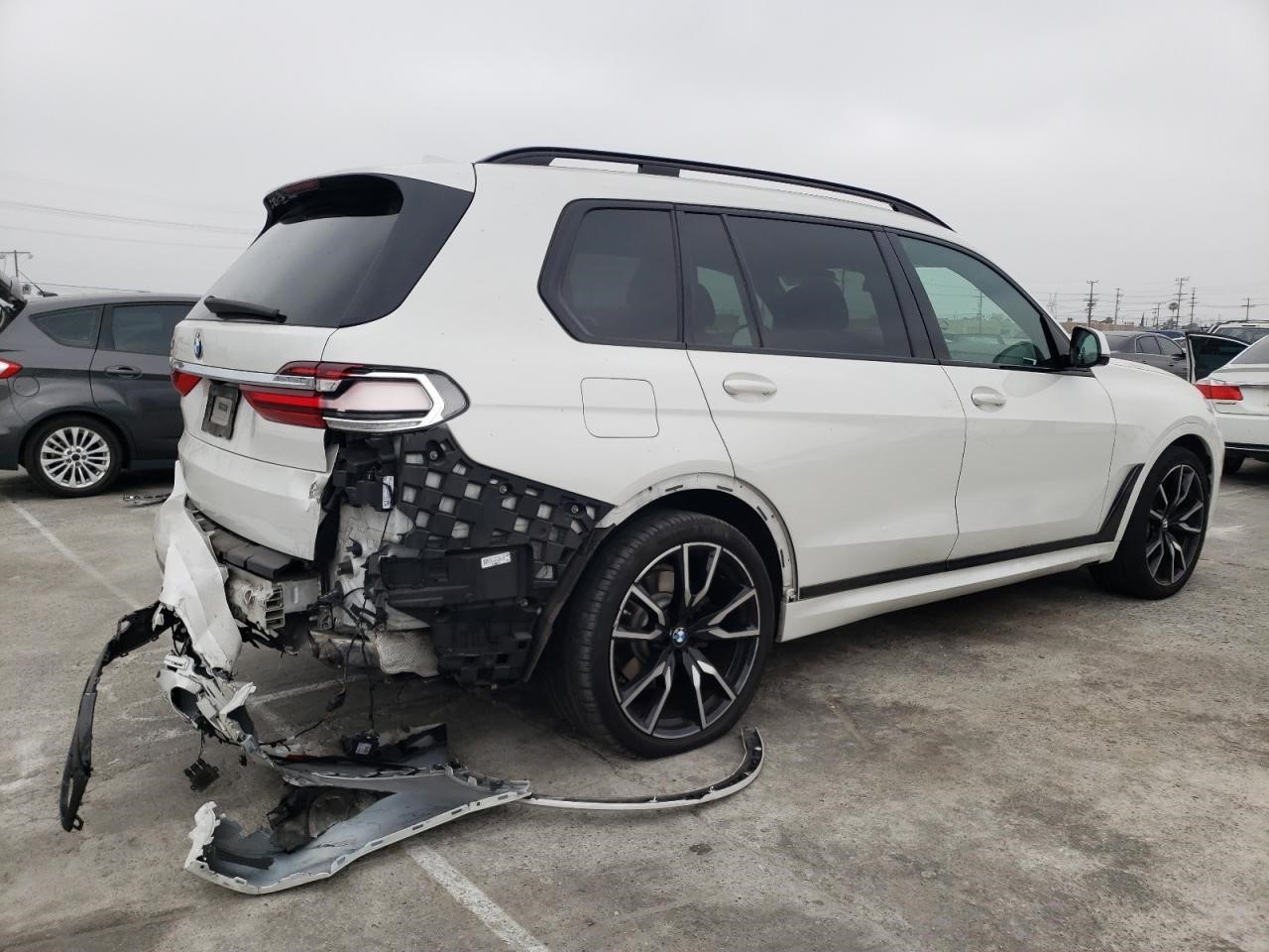 BMW X7 2020 White vin: 5UXCW2C53KL083406