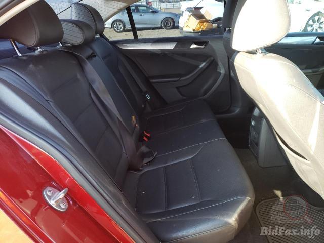 volkswagen jetta 2016 red vin: 3VWD67AJ7GM407124