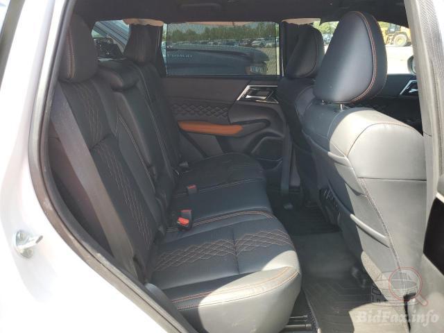 Mitsubishi Outlander 2022 White vin: JA4J3VA8XNZ074780